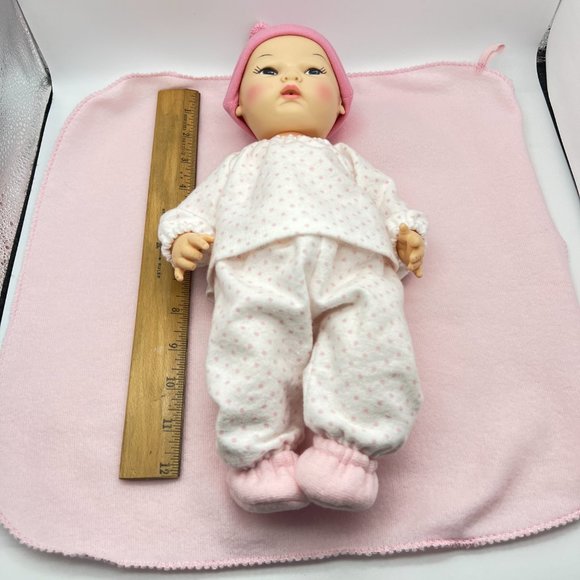 Horsman 13” BYE LO Baby Doll Drinks & Wets Molded Hair 1970’s w/ OUTFITS - Picture 3 of 15